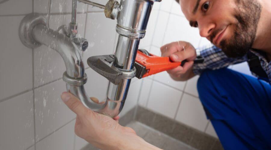 Expert burst pipe repair services in Saint Pauls, NC